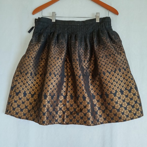 Studio M Dresses & Skirts - Studio M Black and Gold A-Line Skirt